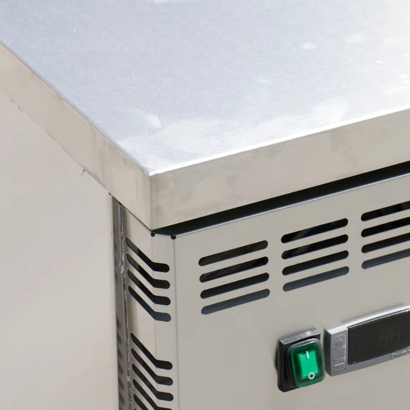 معدات تبريد تجارية للمطاعم وال - مراجعة Commercial Kitchen Refrigerator وسعره
