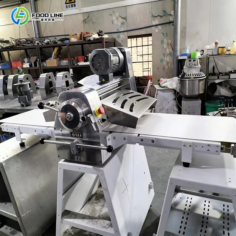 آلة فرد العجين الصناعية من الف - مراجعة Rotary Bakery Oven وسعره